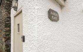 Aarons Place